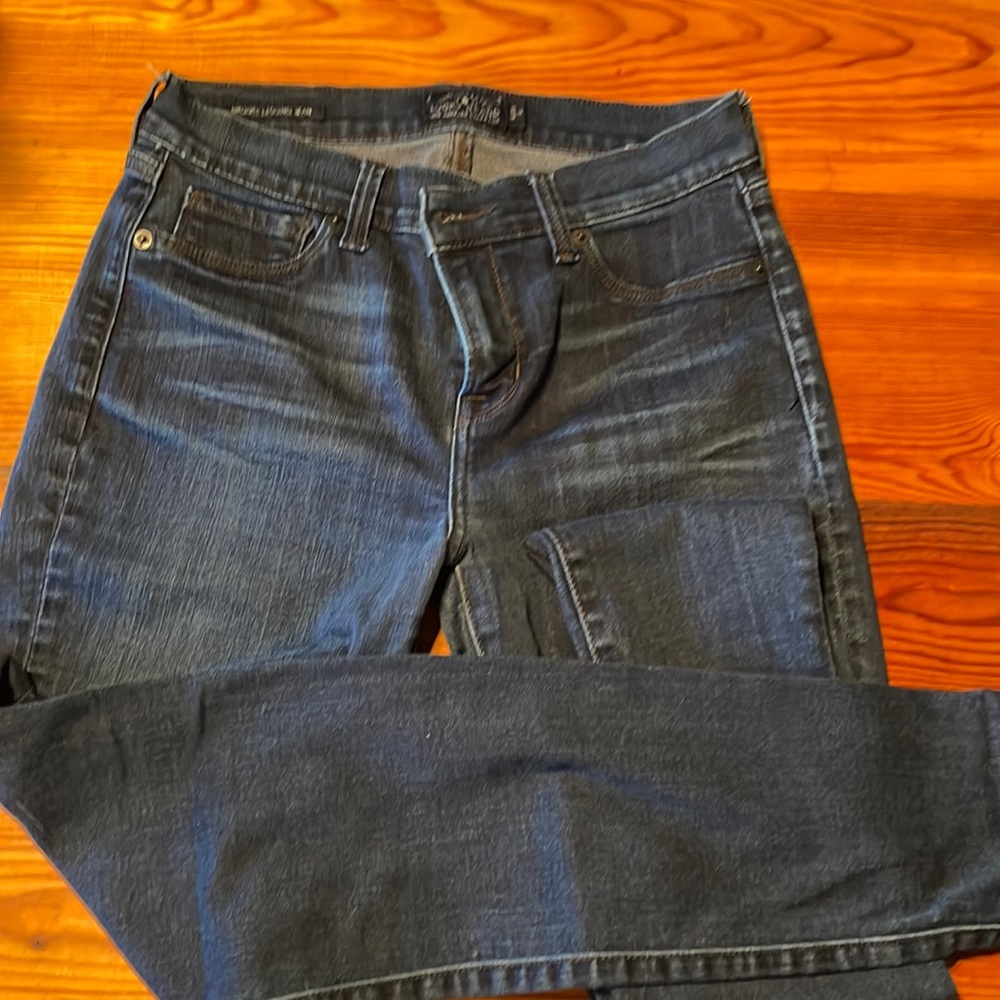Lucky Brand Brook Legging Jean. Size 6. Excellent Condition.